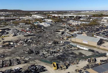 坠机致死14人 全球两大货运公司停飞麦道11型货机